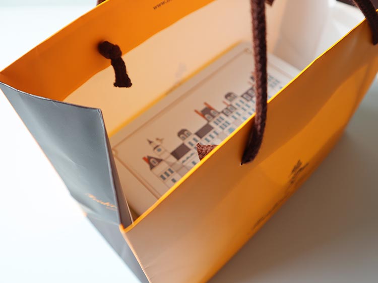 フレデリック・カッセル ショッパーのサイズ感