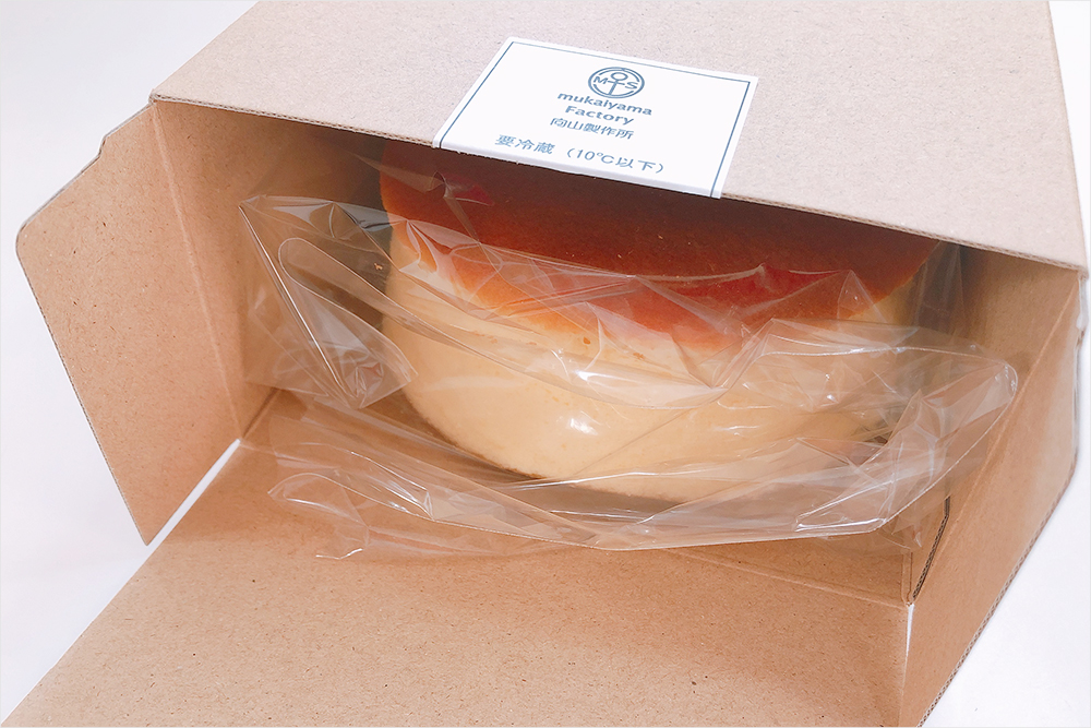 お取り寄せ　向山製作所　MUKAIYAMA FACTORY　チーズケーキ　スフレ　焼き立て　福島スイーツ