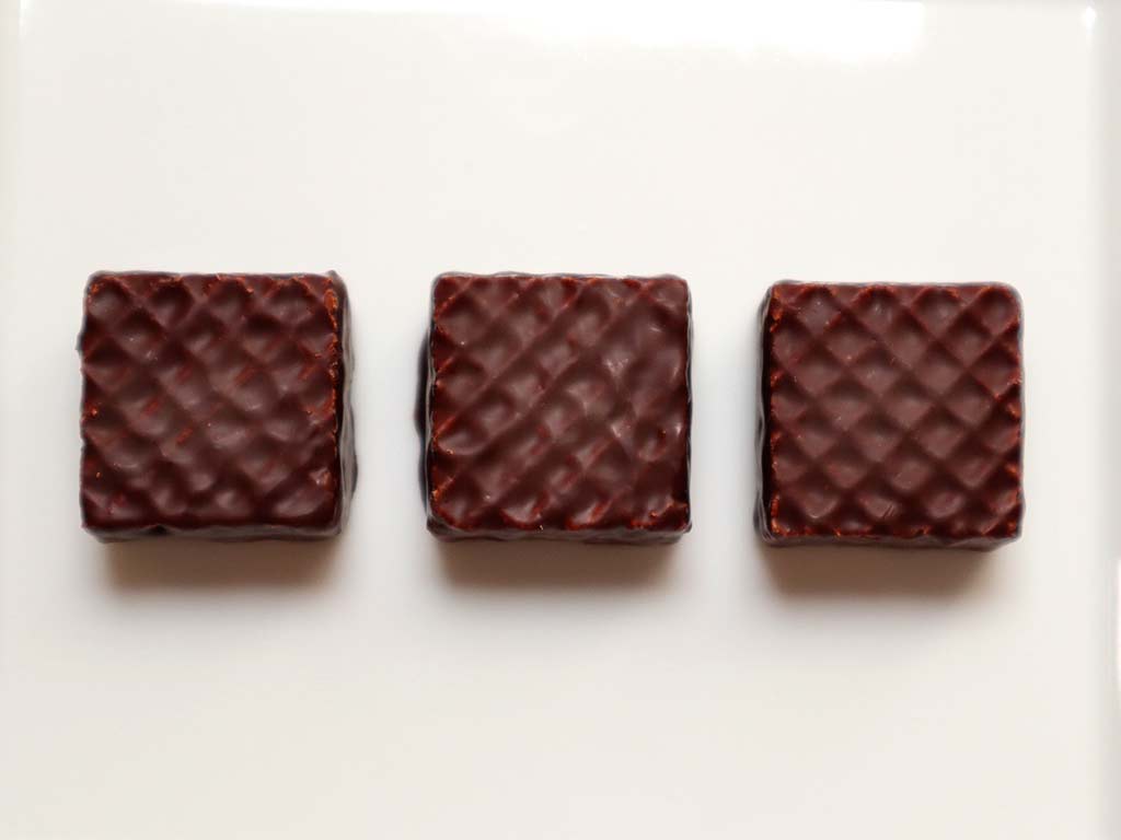 ROYCE'(ロイズ)　チョコレートウエハースは大人風味の魅力