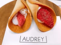 オードリー グレイシア 花束スイーツ ラングドシャ セミドライ苺 実食レビュー