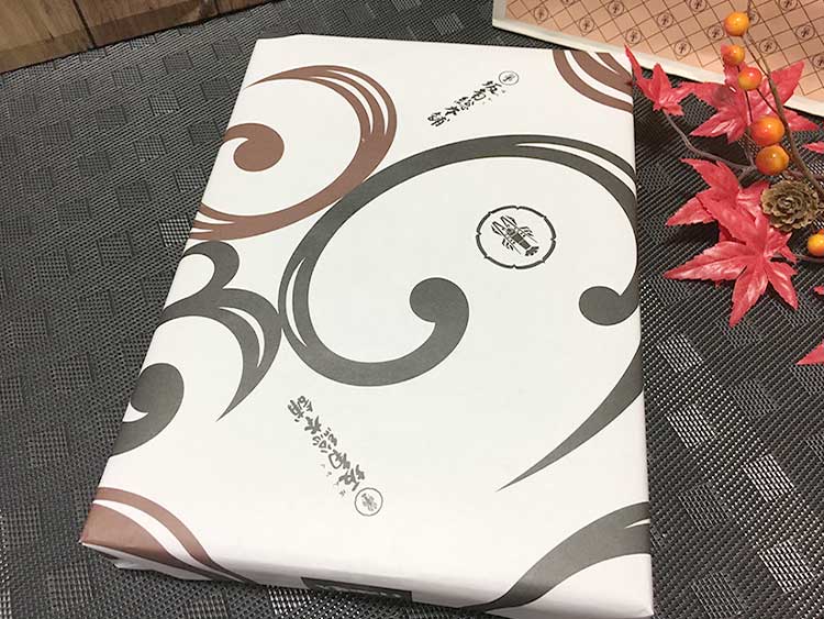 坂角総本舗 ゆかり ショッパーとラッピング
