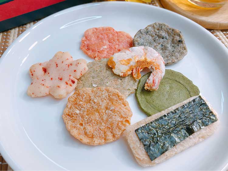 坂角総本舗 おかき&煎餅 八楽