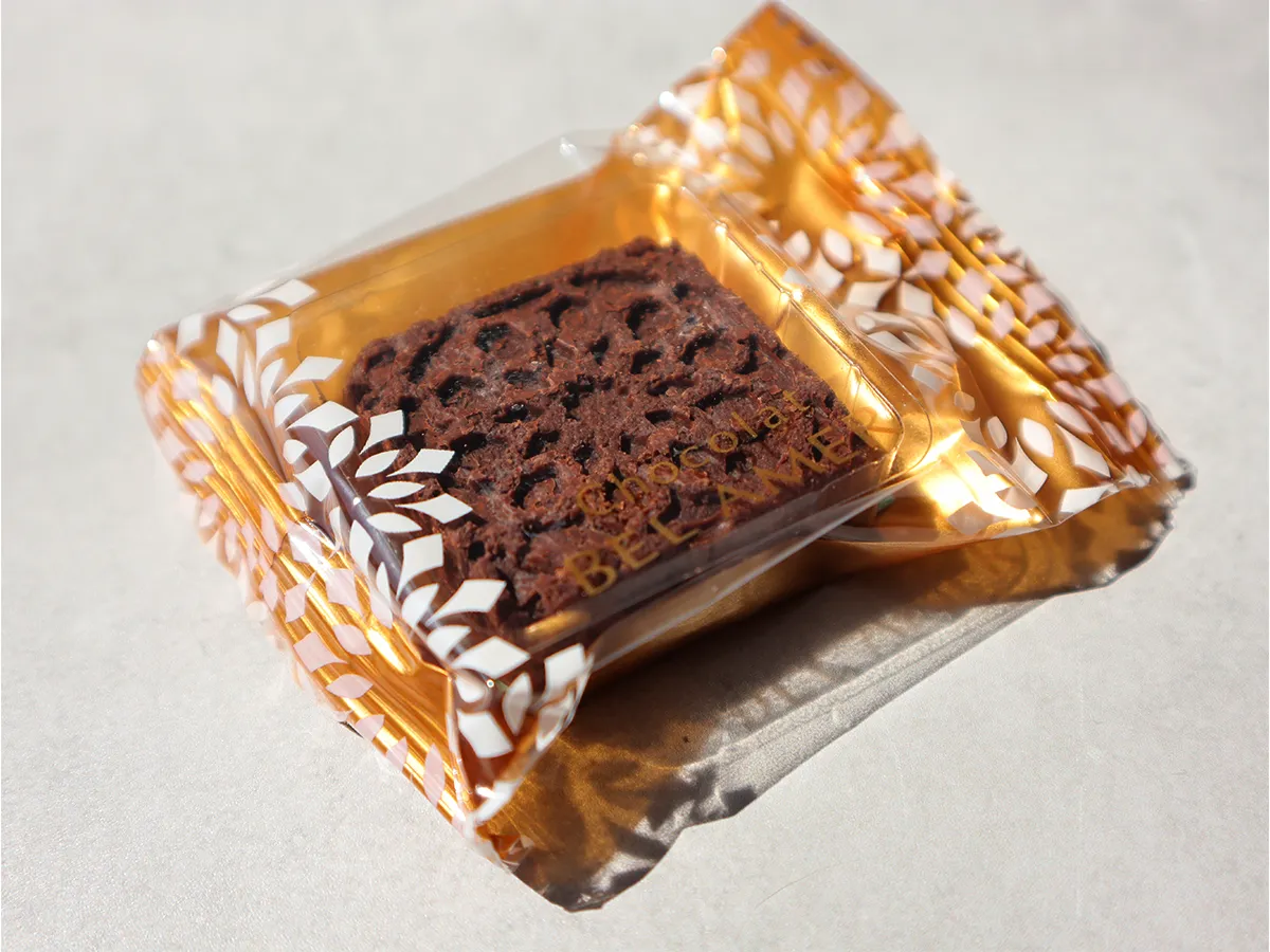 ベルアメール 焼きショコラ 個別包装 デザイン