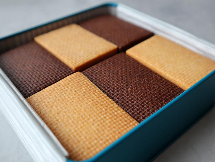 ブノワ・ニアン クッキー缶24枚入り 市松模様 詰め合わせ