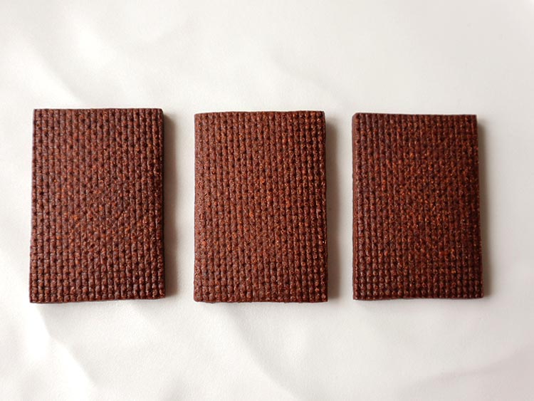 ブノワ・ニアン クッキー缶 中身  カカオクッキー