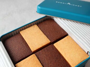 ブノワ・ニアン｜市松模様が美しい「クッキー缶24枚入り」発酵バターとカカオの贅沢アソート