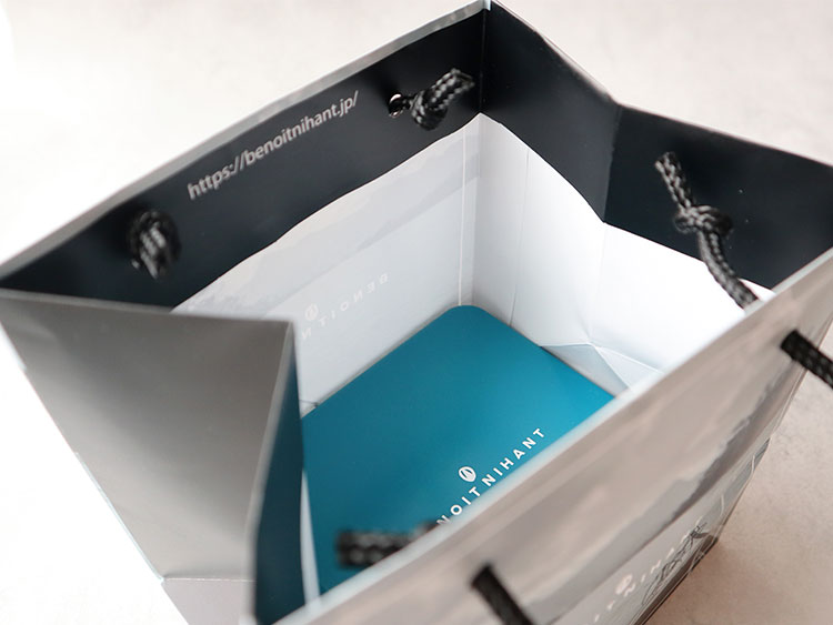 ブノワ・ニアン 専用ショッパー 高級感あるデザイン