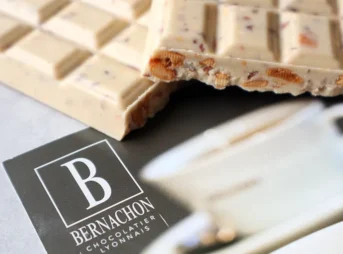 ベルナシオン | イヴォワール アマンディーヌ 濃厚バニラとナッツを楽しむ実食レビュー