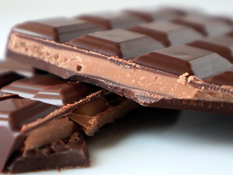 ヘーゼルナッツプラリネがたっぷり入ったベルナシオンのタブレット