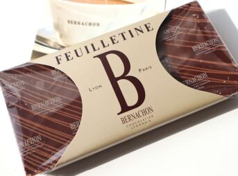 ベルナシオン | フィユティーヌの軽やかな食感とプラリネが調和する「ノワール フィユティーヌ」レビュー