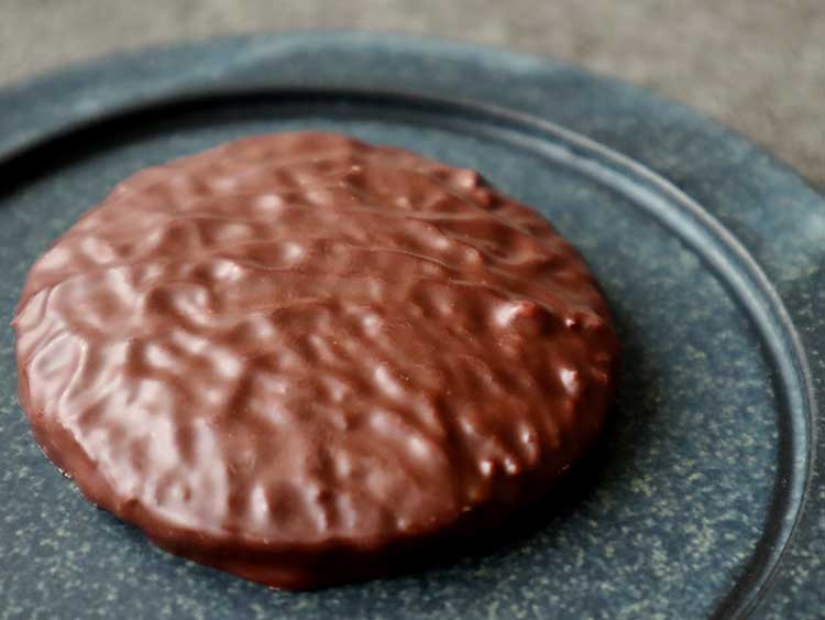 ビターロワ ショコラサブレ 実物 カカオの風味が楽しめるビターチョコサブレ