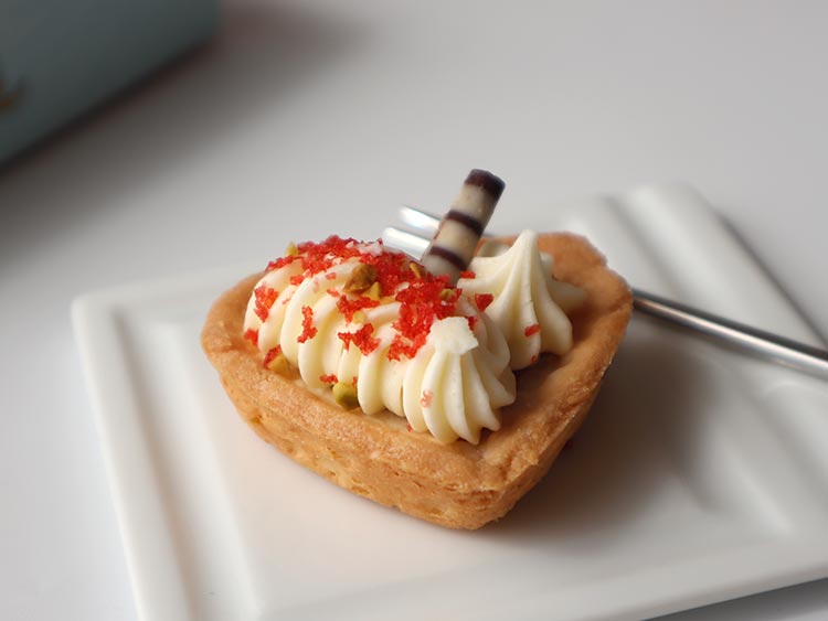 バターの女王　バタータルト　ハート型のタルト