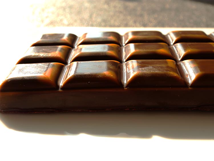 セルノー・ドゥ・ノワ タブレット プラリネの見た目