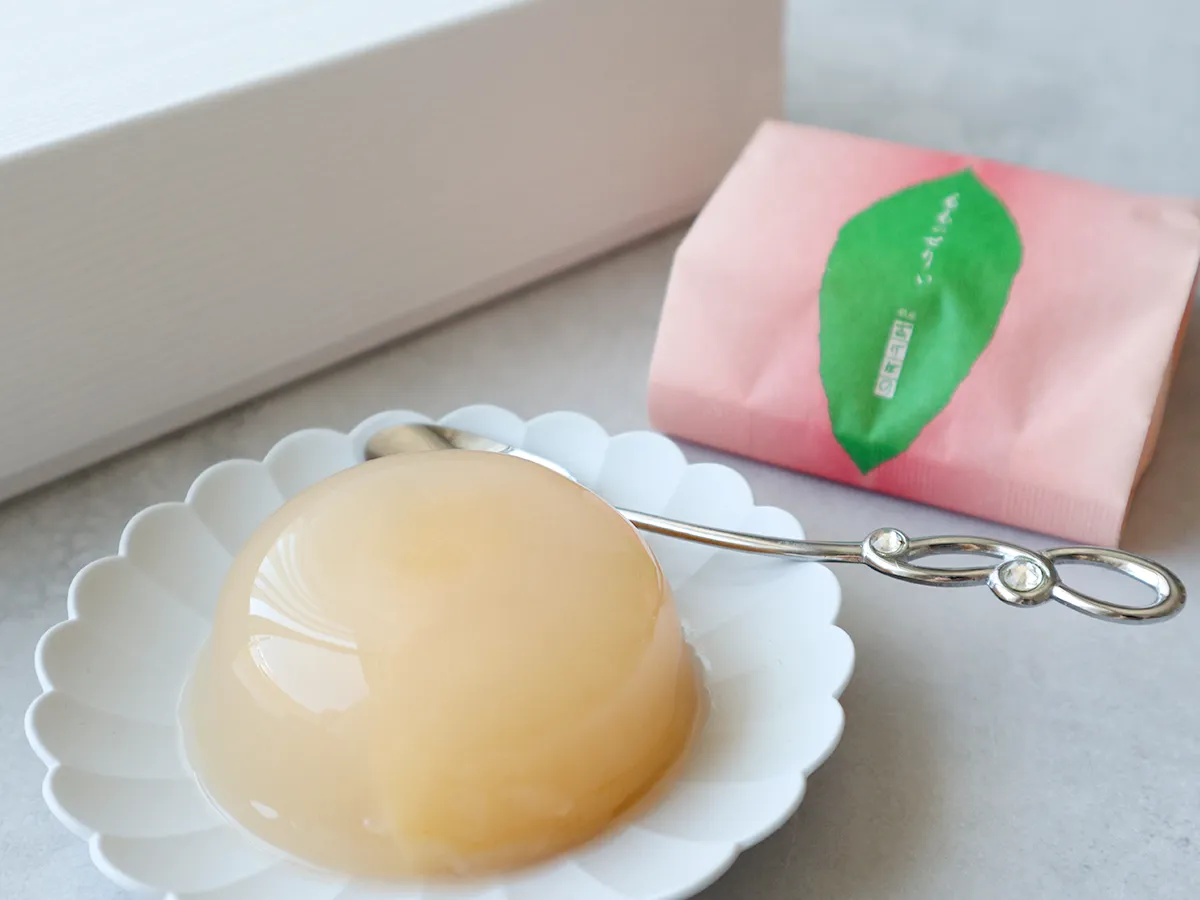 冷やして美味しい銀座あけぼの もものぜりぃ