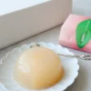 銀座あけぼの もものぜりぃ 国産白桃を使用した季節限定ゼリー