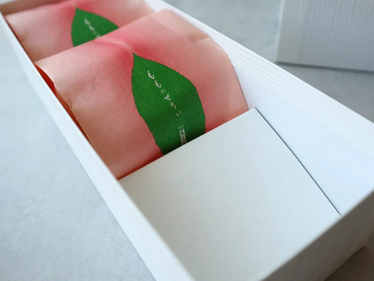 銀座あけぼの もものぜりぃ 美しく並ぶ個包装パッケージ