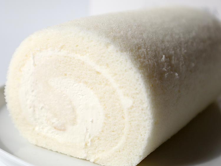 白い恋人ロールケーキの見た目と大きさ