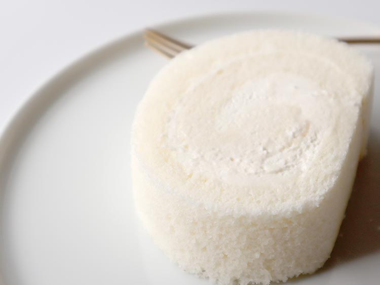 白い恋人ロールケーキの味わい