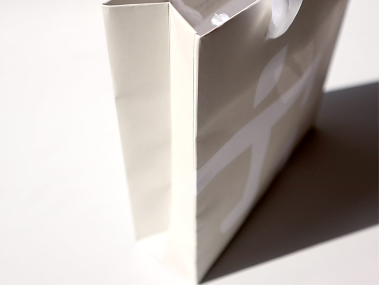 ジャック・ジュナン ショッパー 全体デザイン