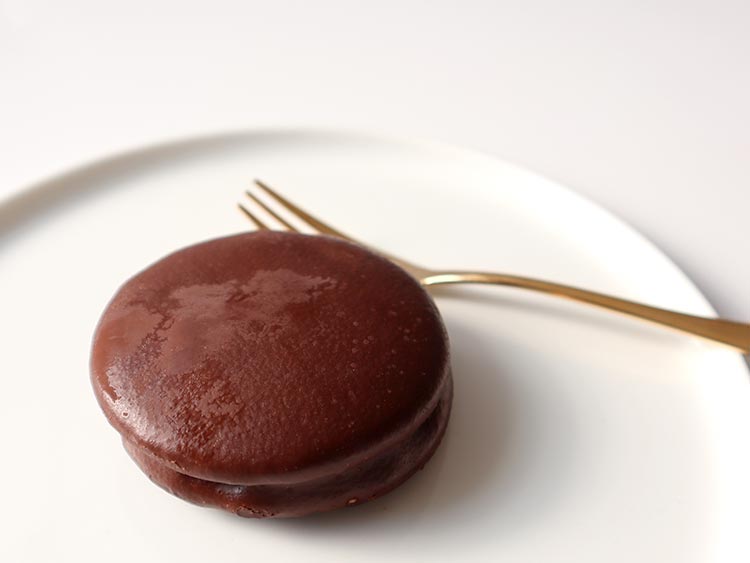 治一郎「キャラメルチョコサンド」の形状