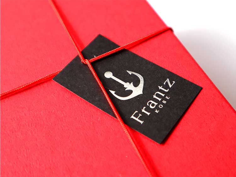 神戸フランツ 神戸苺トリュフサブレ パッケージ 外箱