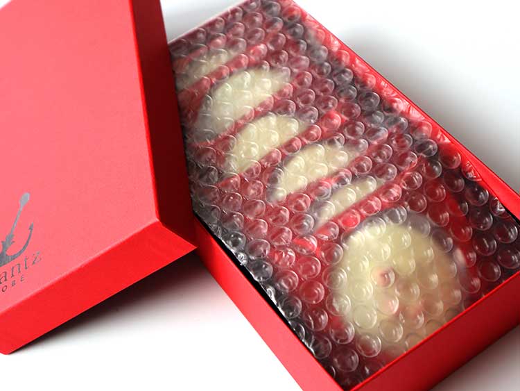 神戸フランツ 神戸苺トリュフサブレ 個包装と箱内部のパッケージ内容