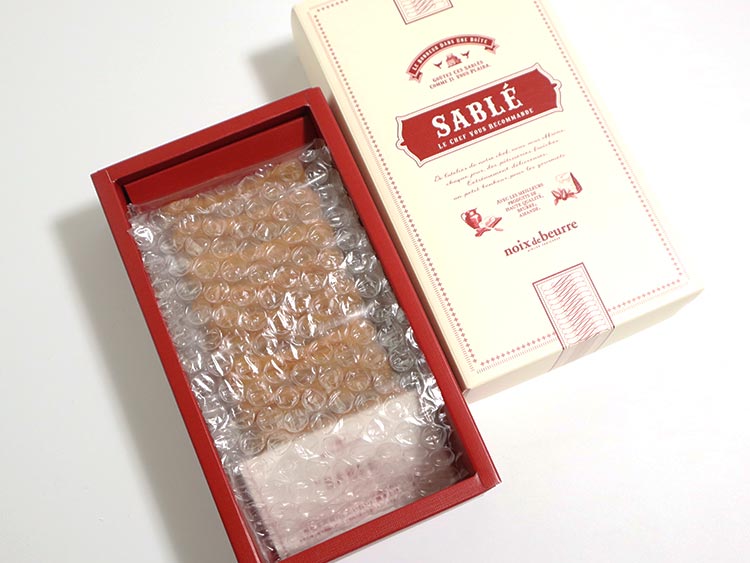 ノワ・ドゥ・ブール サブレ・アマンドのパッケージデザイン内容