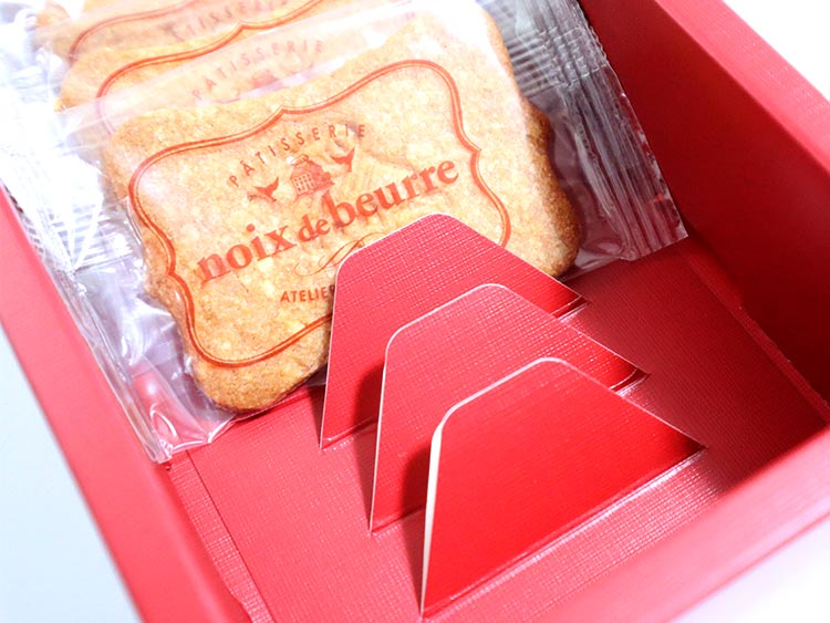 ノワ・ドゥ・ブール サブレ・アマンドのパッケージデザイン内容