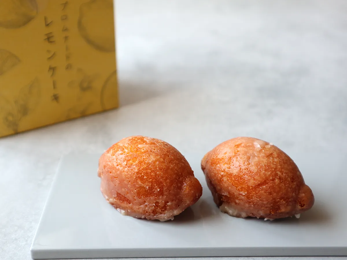 しっとり食感と爽やかな香りが楽しめるプロムナードのレモンケーキ