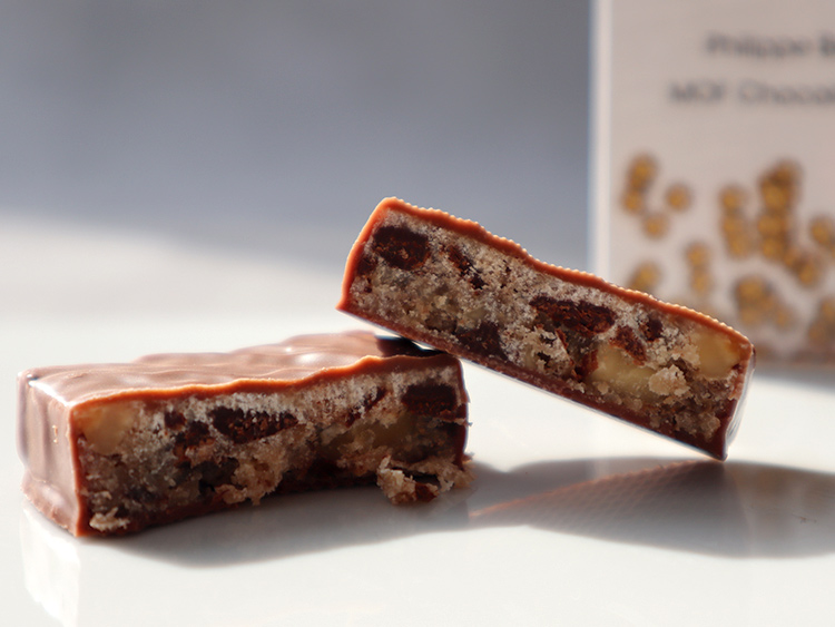 フィリップ・ベル クッキー 味わい ミルクチョココーティング ナッツの食感