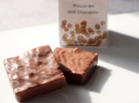 フィリップ・ベル | ナッツとチョコチップがゴロゴロ入った贅沢クッキー ミルクチョココーティングの上品な味わい