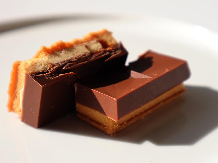 プレスバターサンド　ショコラバターサンドの断面