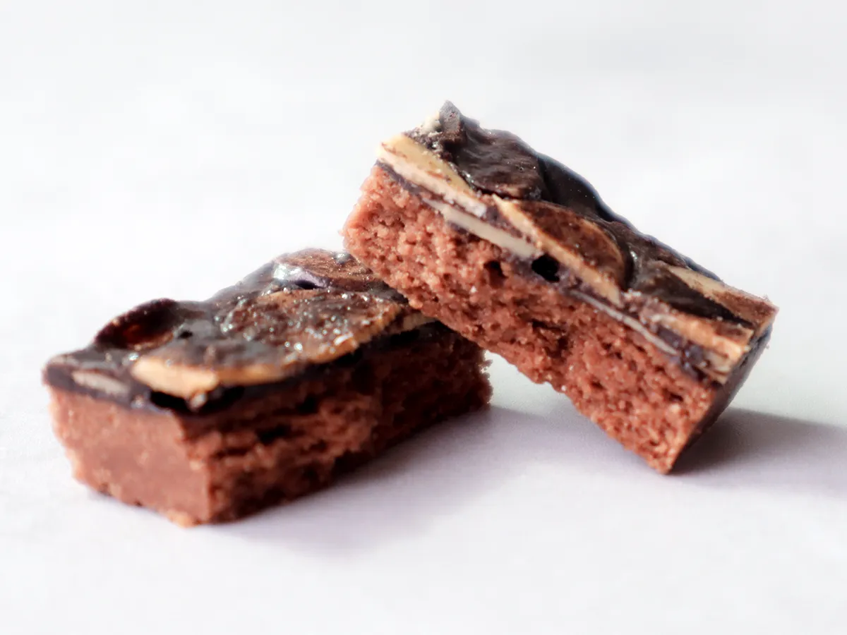 六縣堂フロランタンカカオ香る大人の味わい