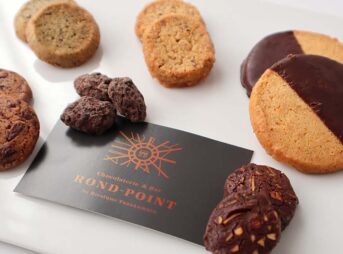 Chocolaterie&Bar ROND-POINT(ロンポワン) | 田中丸シェフが手掛けるクッキー「ショコラトリーのクッキー缶」