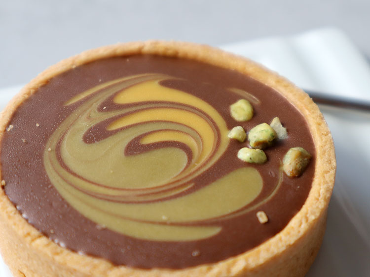 ロイスダール タルト・オ・ドバイ カダイフとピスタチオのショコラタルト