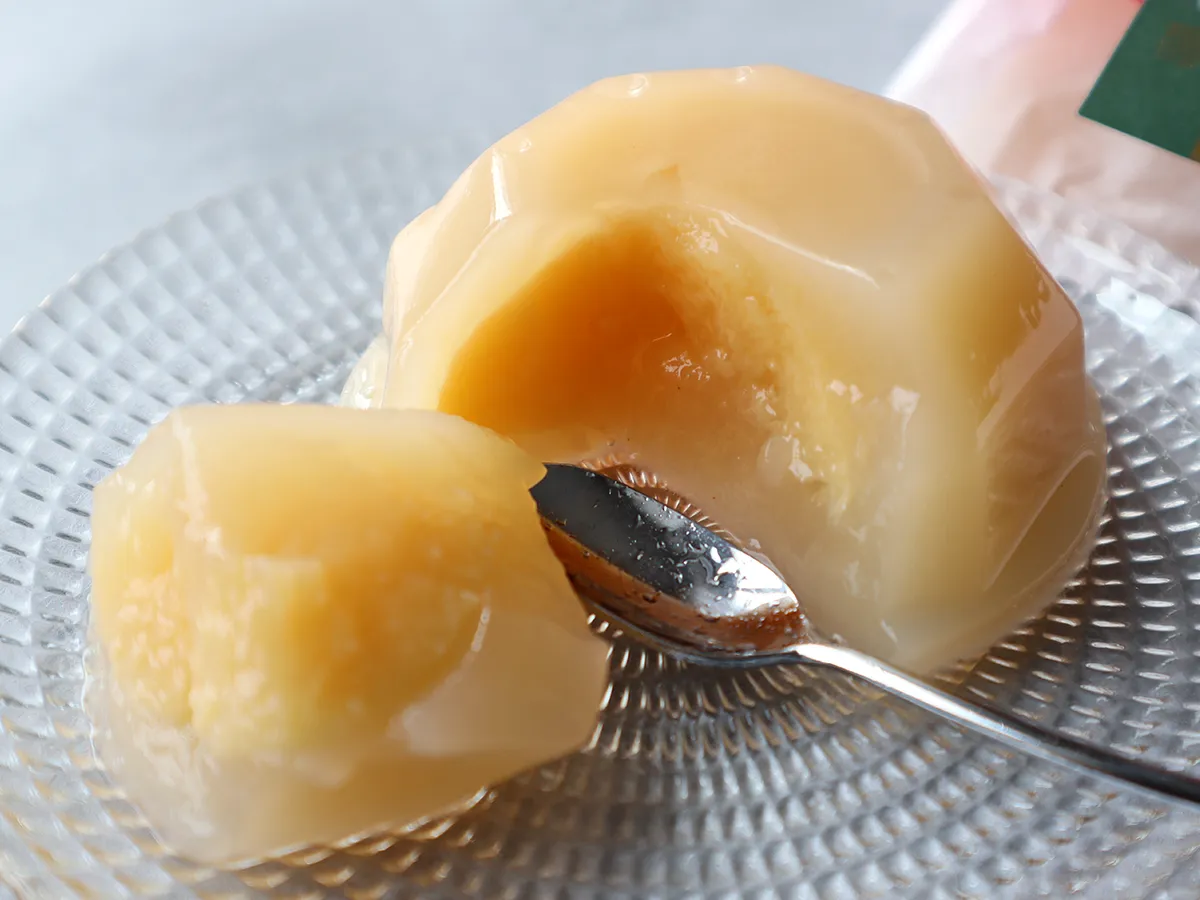 白桃ぜりぃ 桃清香 ごろっと入った白桃果肉が贅沢